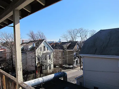 380 Somerville Ave #3R Photo 1