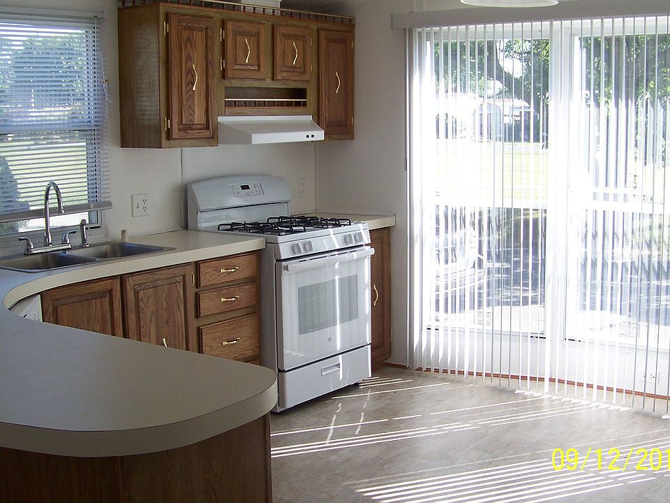 2nd image of 9 Ellis Rd