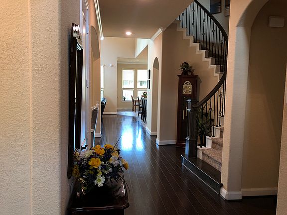 Foyer with spiral staircase