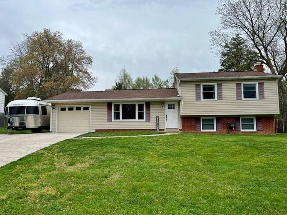 1st image of 5606 Helmsdale Ln