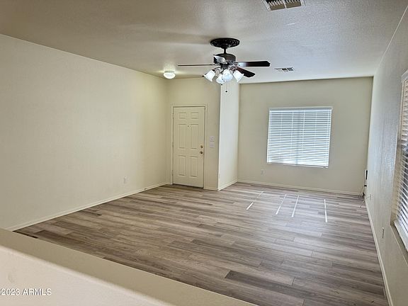 5th image of 9422 W SHERIDAN Street