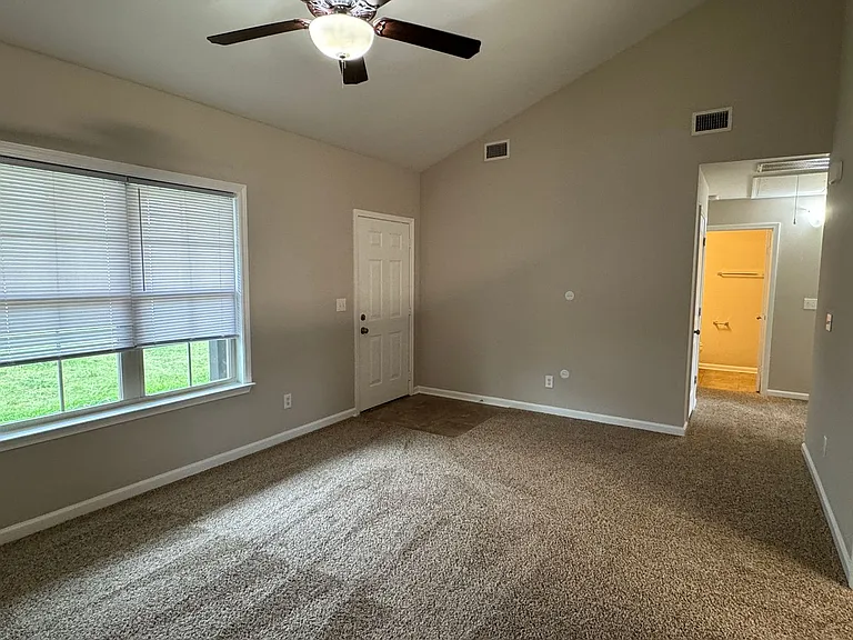 1503 Gambill Wood Dr — Photo 5