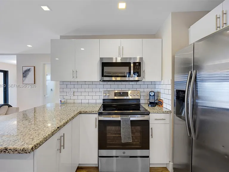 5612 NW 11th Ave — Photo 13