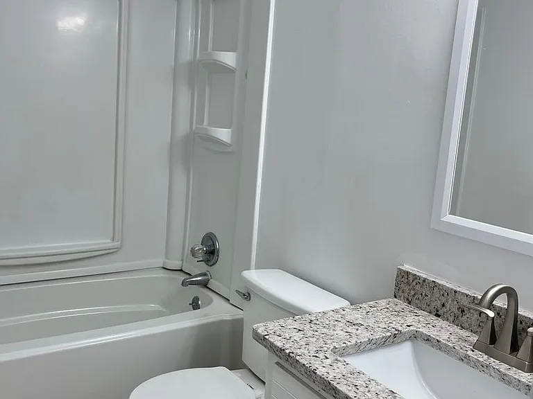 314 West Ave — Photo 2
