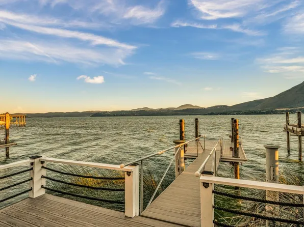 9859 Crestview Drive, Clearlake, CA 95422