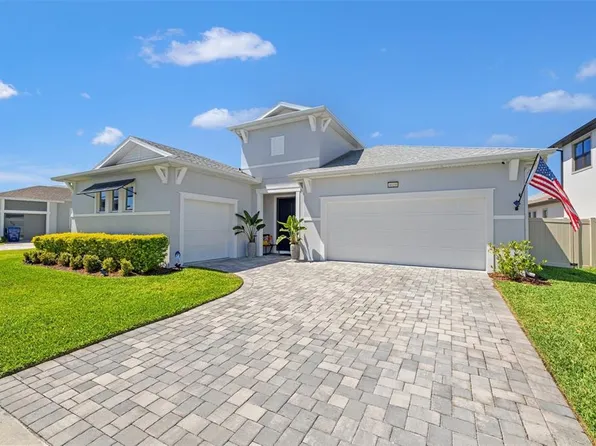 8919 Drummer Plank Dr, Wesley Chapel, FL 33545