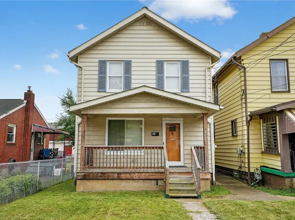 924 1st Ave, Coraopolis, PA 15108