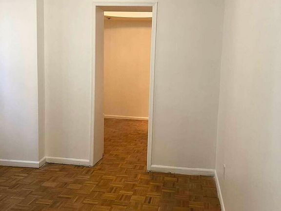 5th image of 83 Chrystie St APT 4E