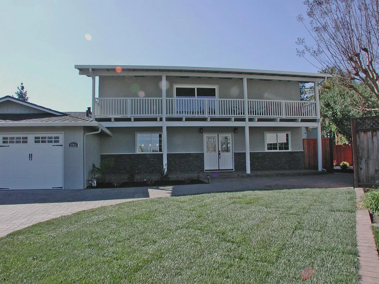 2361 Walden Sq photo 1