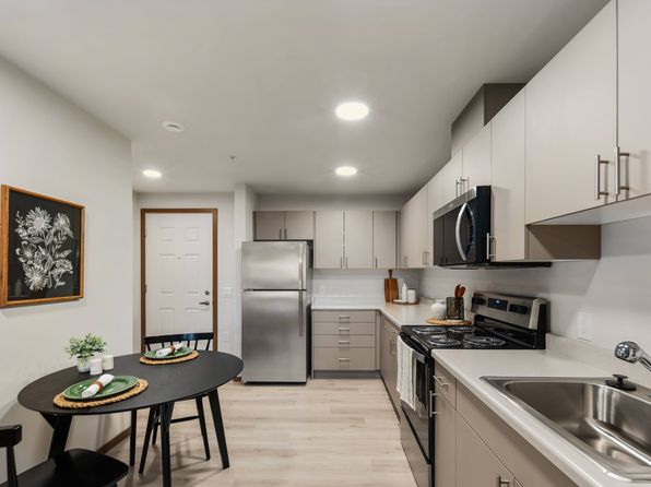 11114 Kendrick St SW #C613