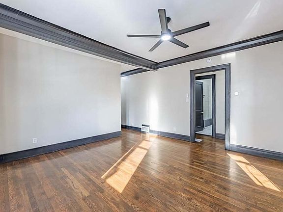 4th image of 1227 Emerald Ave