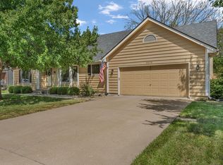 3210 SW Staffordshire Rd, Topeka, KS 66614