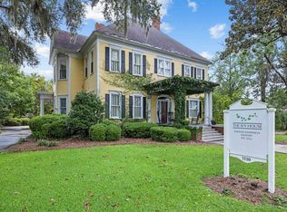 1110 N Patterson St, Valdosta, GA 31601