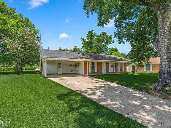 4th image of 1315 Parkway Cir