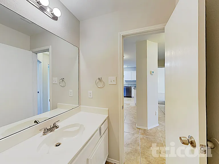 413 Rustic Grove Ln — Photo 15