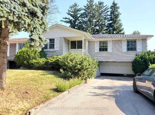 157 Fenn Ave, Toronto, ON M2P1X8