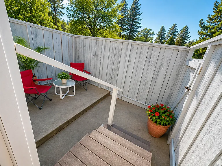 19570 Cottonwood St — Photo 24