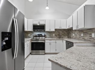 6572 Chasewood Drive #F, Jupiter, FL 33458