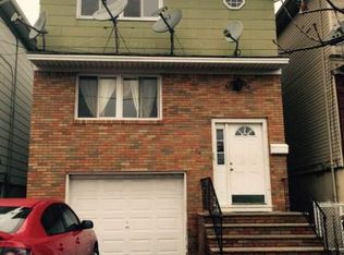 204 Bergen St, Harrison, NJ 07029