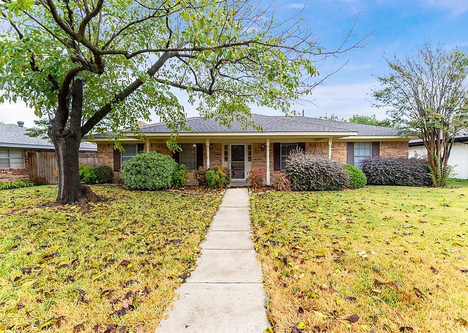 1st image of 303 Briarwood Dr