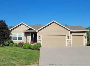 1606 Juniper Pl, Granger, IA 50109
