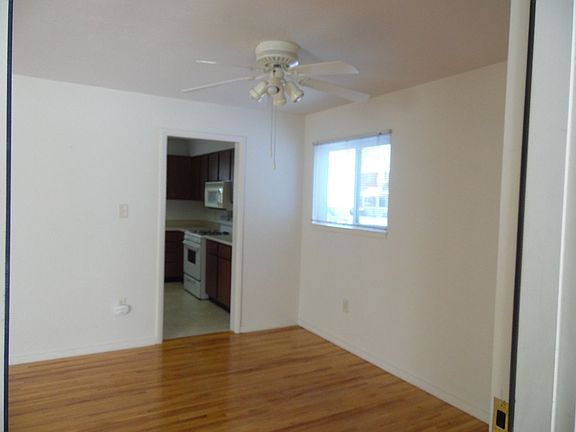 3rd image of 9604A Missouri St