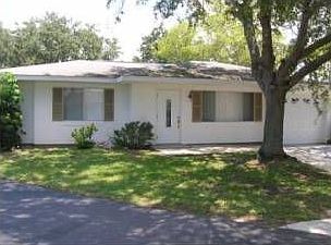 2nd image of 8121 Pickwick Rd
