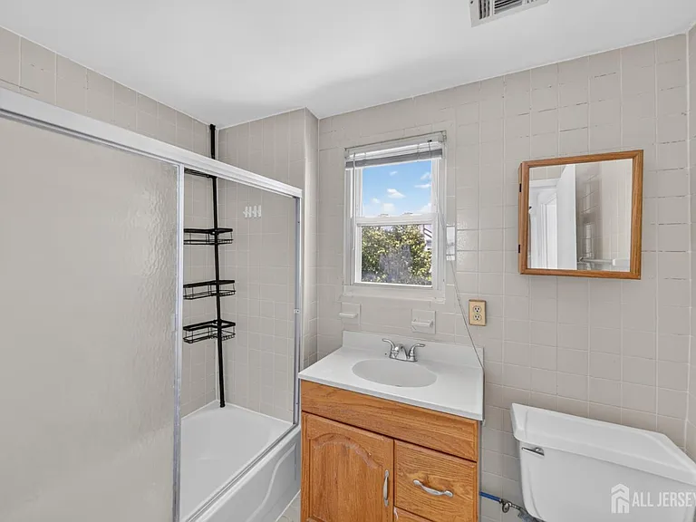 23 Union St #2 — Photo 5