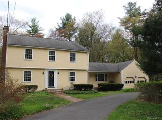 45 Washburn Rd, Canton, CT 06019