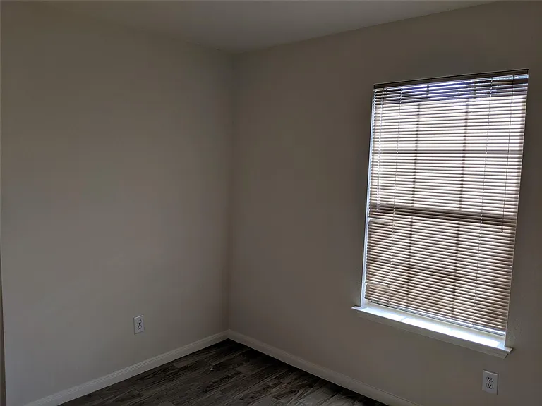 2027 James Madison Dr — Photo 10