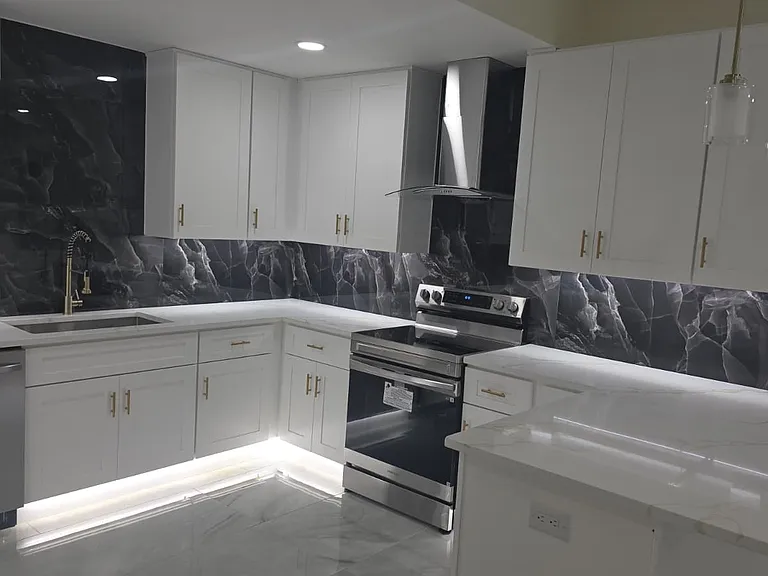 17511 Davenway Dr — Photo 32