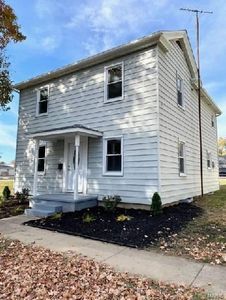 671 Franklin St, Carlyle, IL, 62231
