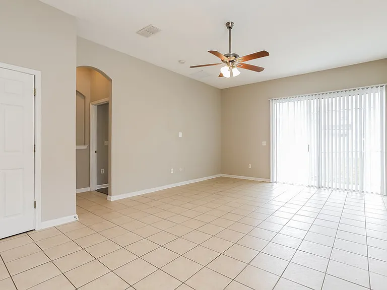 3917 Leatherwood Dr — Photo 4