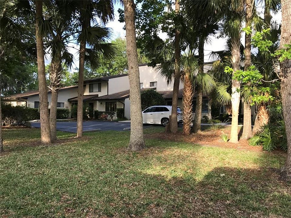 1st image of 1637 SE Paradise Cir W