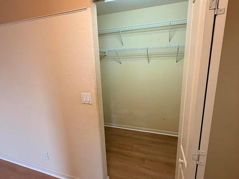 108 Kensington Way — Photo 19
