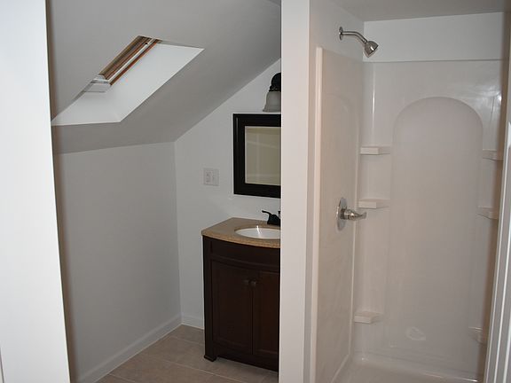4th image of 3117 Ellsworth Ave