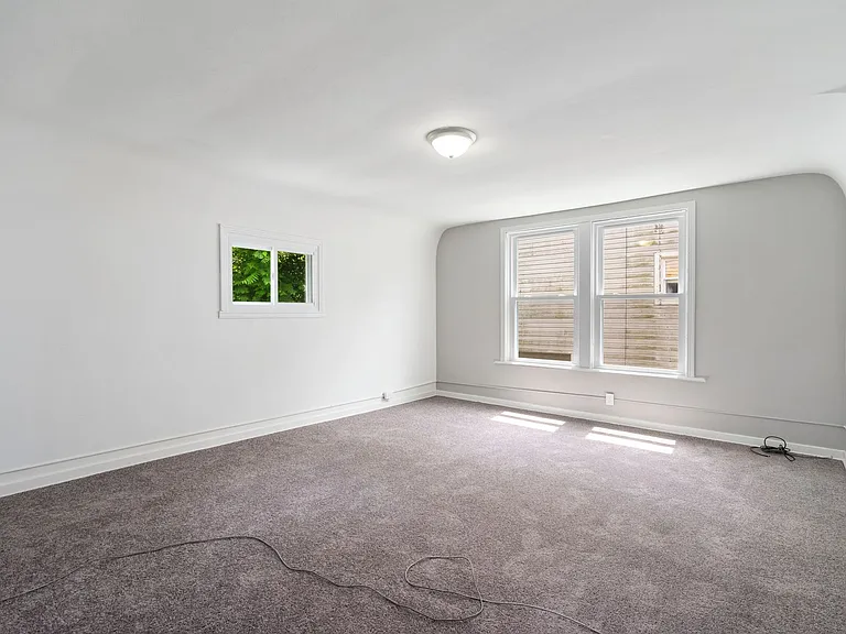 325 Welsh Ave — Photo 16