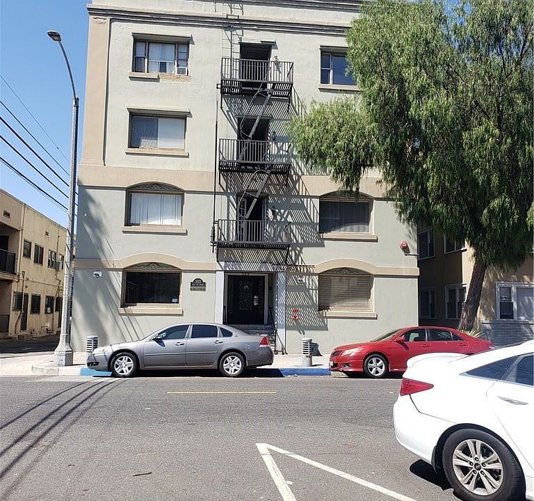 1st image of 323 W 4th St APT 310