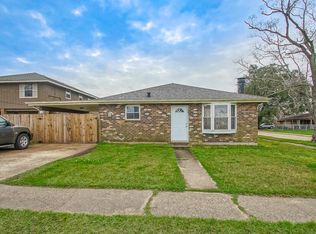 525 27th St, Kenner, LA 70062