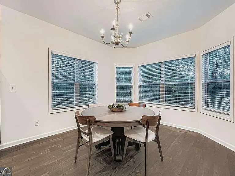 1240 Grayson Oaks Dr — Photo 14