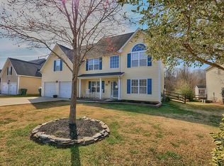 220 Bluffton Rd, Mooresville, NC 28115