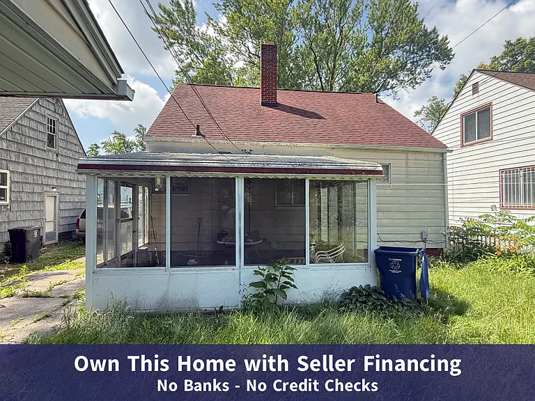 501 E Marengo Ave — Photo 5