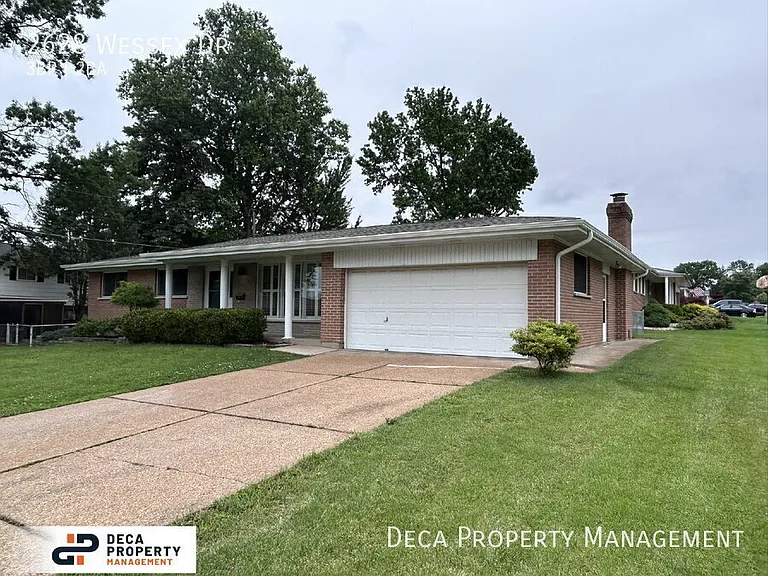 2628 Wessex Dr — Photo 2