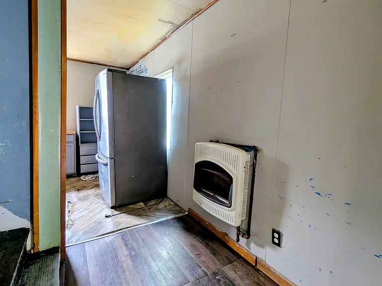 822 W Franklin St — Photo 3