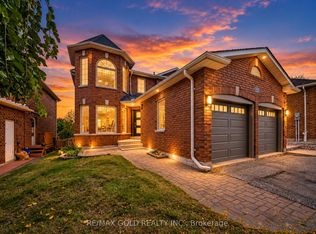 43 Golden Meadow Rd, Barrie, ON L4N 7G5
