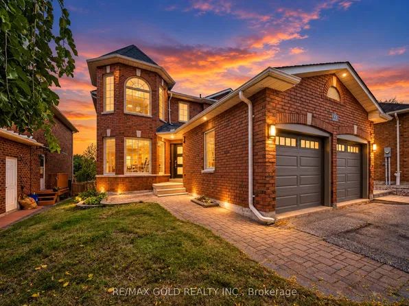 43 Golden Meadow Rd, Barrie, ON L4N 7G5