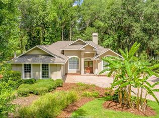 2 Greenwood Dr, Hilton Head Island, SC 29928