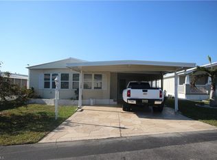 10 Aquamarine Ave #Q, Naples, FL 34114