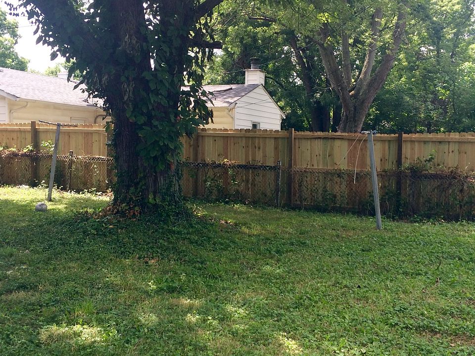 2nd image of 4002 Corwyn Rd