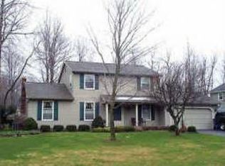 700 Finchingfield Ln, Webster, NY 14580